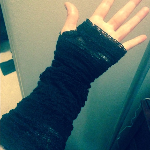 Meet your Posher, Madison - Picture 4 of 9